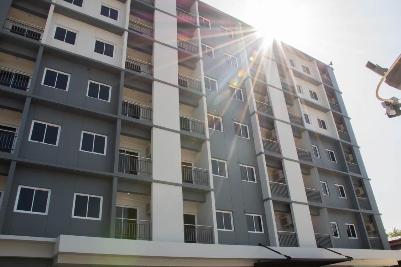 Lampang Residence Buitenkant foto